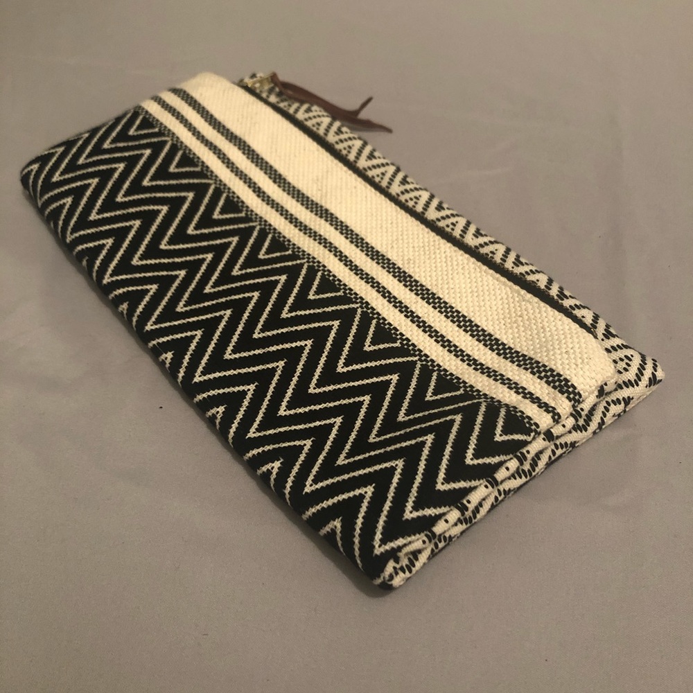 Tribe Alive Reversible Foldover Clutch NWOT